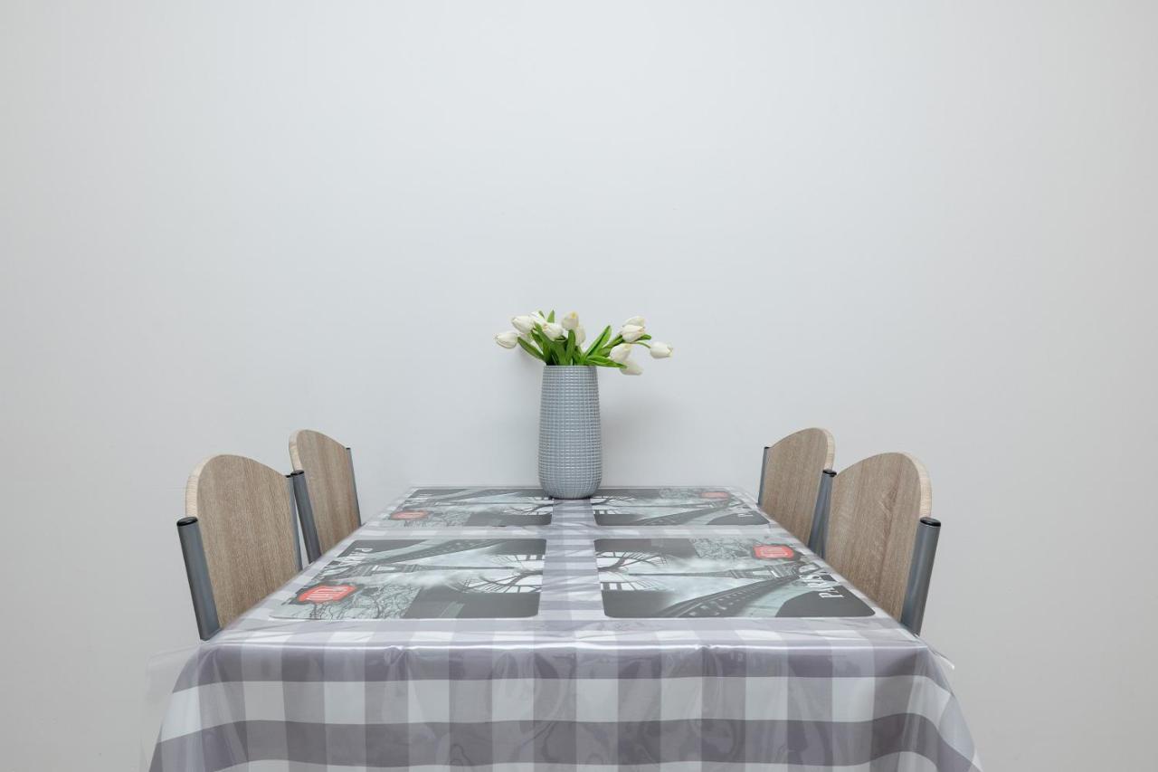 Apartamenty Paryska By Renters Kolobrzeg Luaran gambar